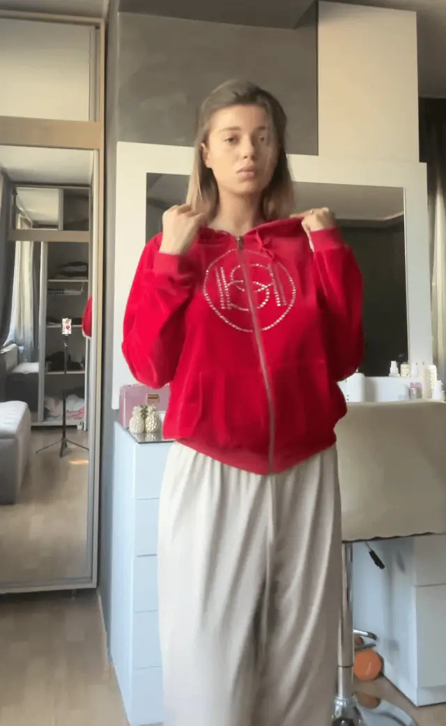 100lbs of literal perfection with the best boobs and ass ready for blowjob heaven